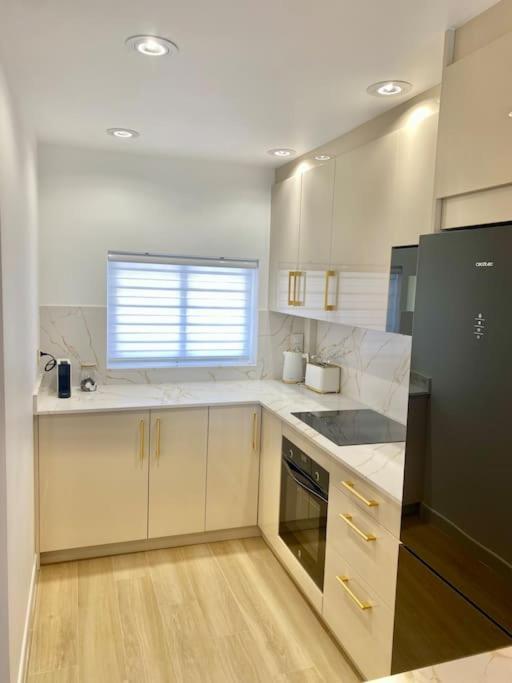 Appartement Sea View, Stylish & Modern 2 In The Center